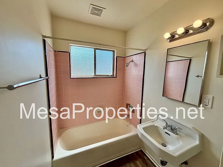 316 W Arrow Hwy #B — Photo 9