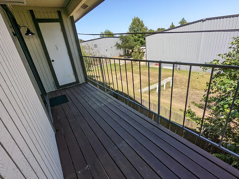 4307 S 1st St #202 — Photo 25