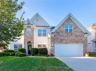 16111 Cloverleaf Ct, Charlotte, NC 28277