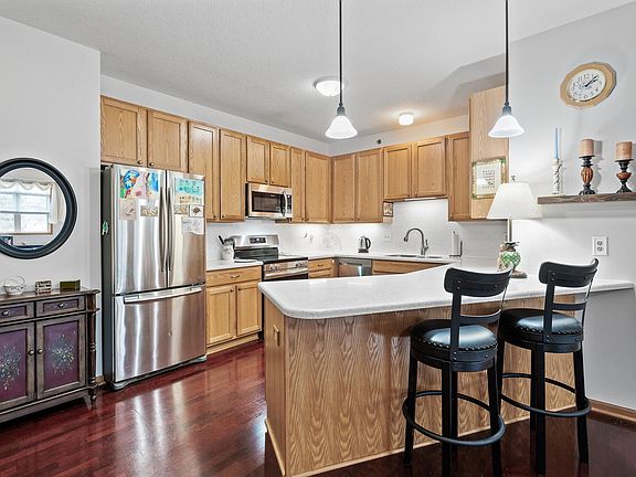 3rd image of 2530 E 34th St APT 309