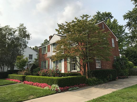 2nd image of 507 Lakepointe St
