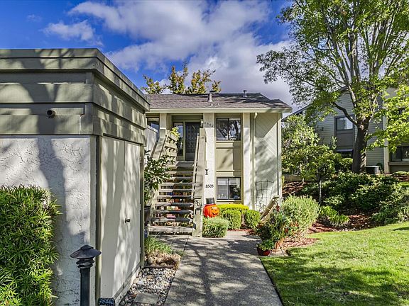 3rd image of 8502 Grenache Ct