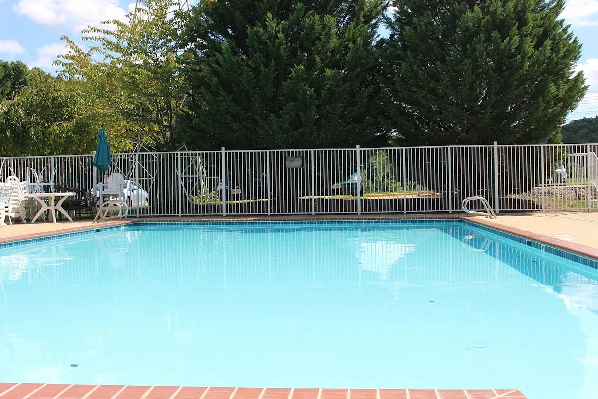 Orchard Mills Apartments — Photo 4