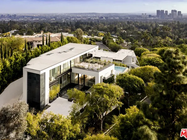 1210 Laurel Way, Beverly Hills, CA 90210