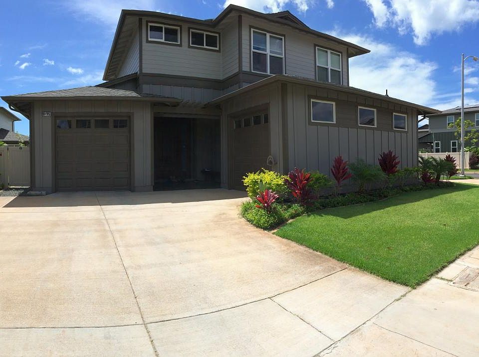 His & Her Garage, ample parking for guests