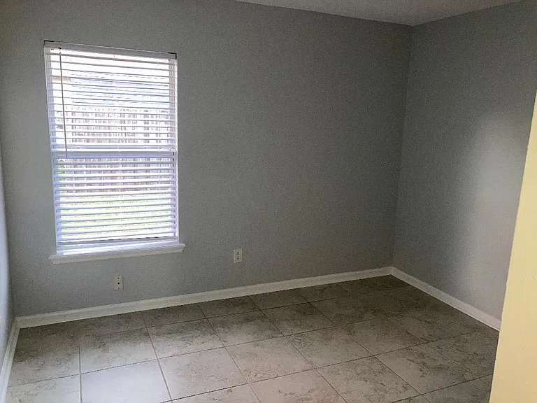 76016 Long Pond Loop — Photo 5