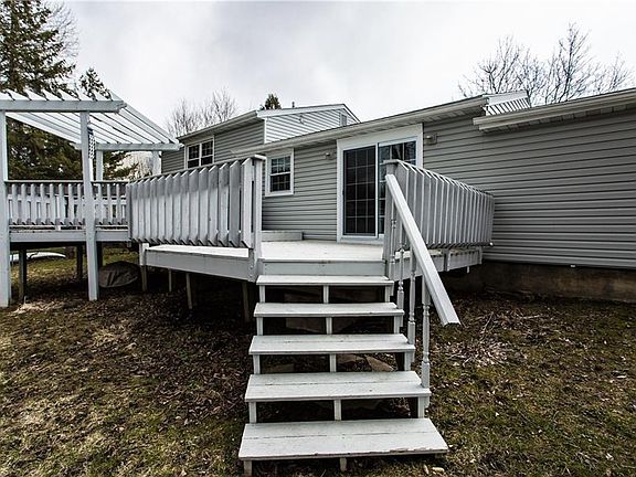 4th image of 8284 Larkspur Dr