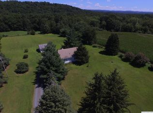 18 Graham Ln, Valatie, NY 12184