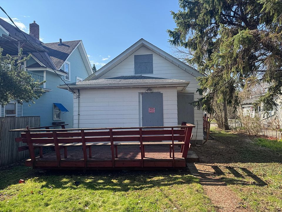 2nd image of 1211 Juno Ave