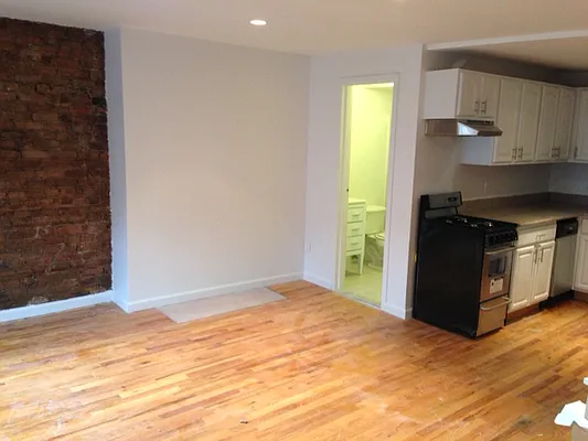 Rented by CPG Residential LLC | media 21