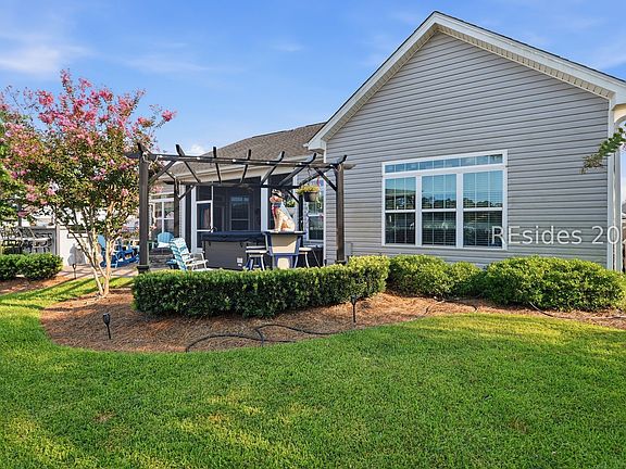 5th image of 976 Hearthstone Dr