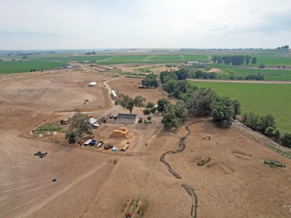 1547 Highway 201, Adrian, OR 97901
