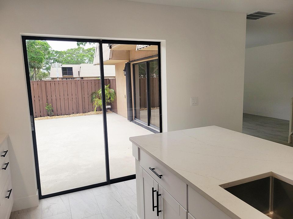 5428 54TH Way, West Palm Beach, FL 33409 | MLS #B26063023 | Zillow