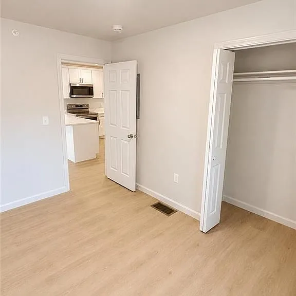 134 Florence St #1 — Photo 5