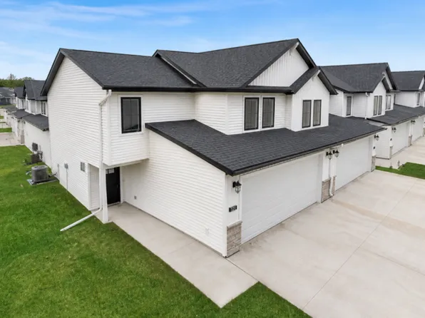 Edgeland Bondurant, 121 Buffalo Ave #1, Bondurant, IA 50035