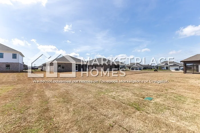 206 Stockyard Cir — Photo 23