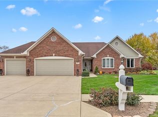 1094 Brookway Dr, Avon, IN 46123