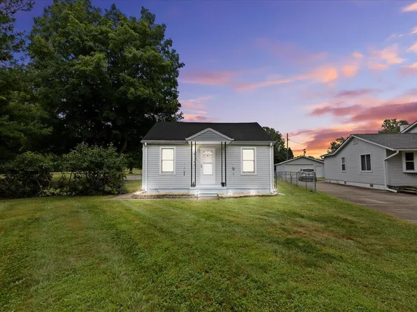 6116 Park Blvd, South Rockwood, MI 48179