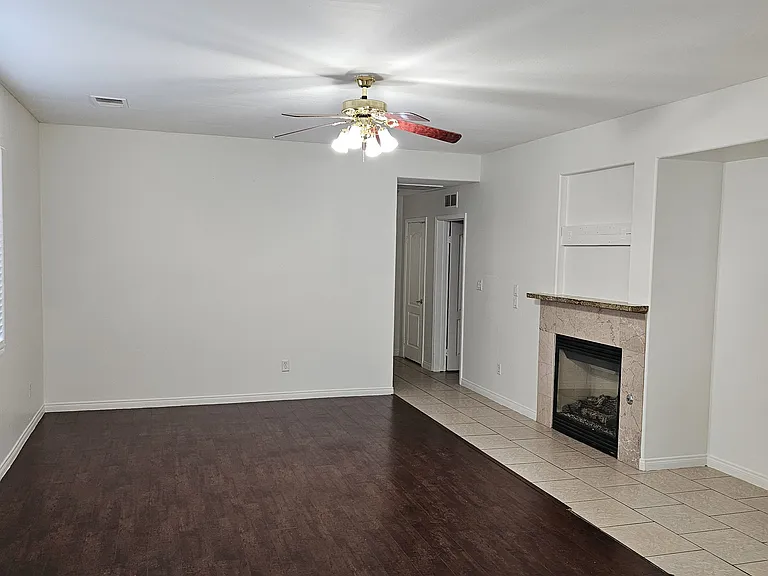 12706 Crystal Cove Ave — Photo 14