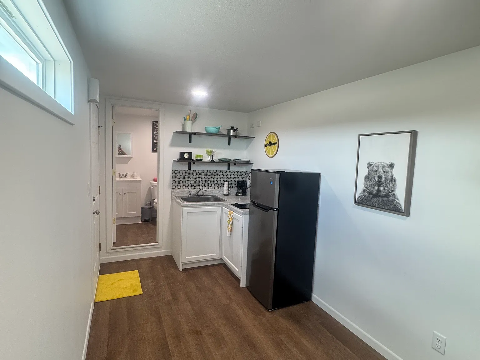 Studio, 200 sqft, $875 — Photo 4