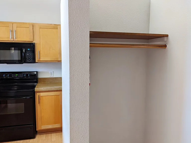 Mercury - Residential — Photo 43