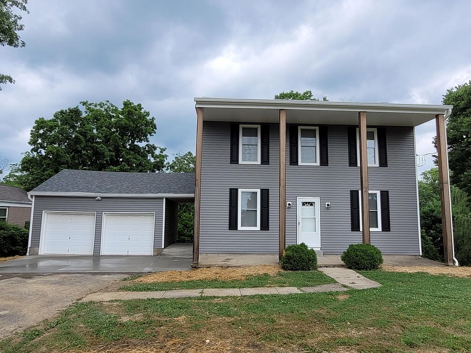 Front of house and 2 car garage