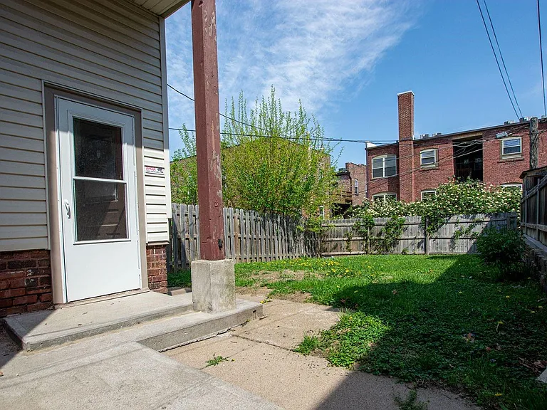 3008 Dewey Ave — Photo 10