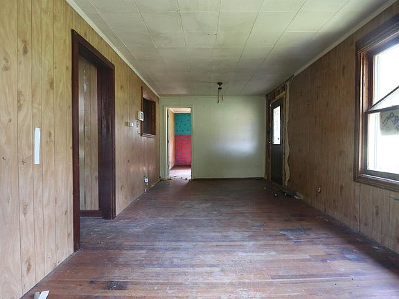 4th image of 5601 S Handy Rd