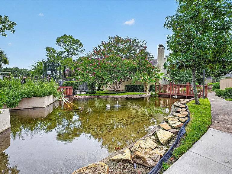 9435 Pagewood Ln — Photo 39