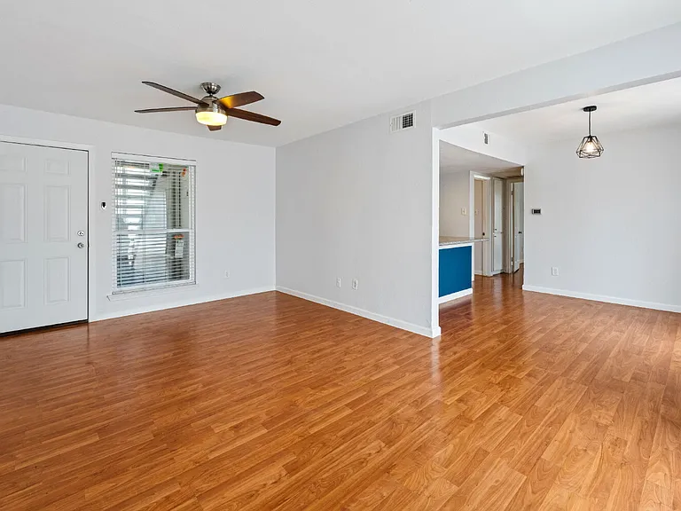 2124 Burton Dr #159 — Photo 2