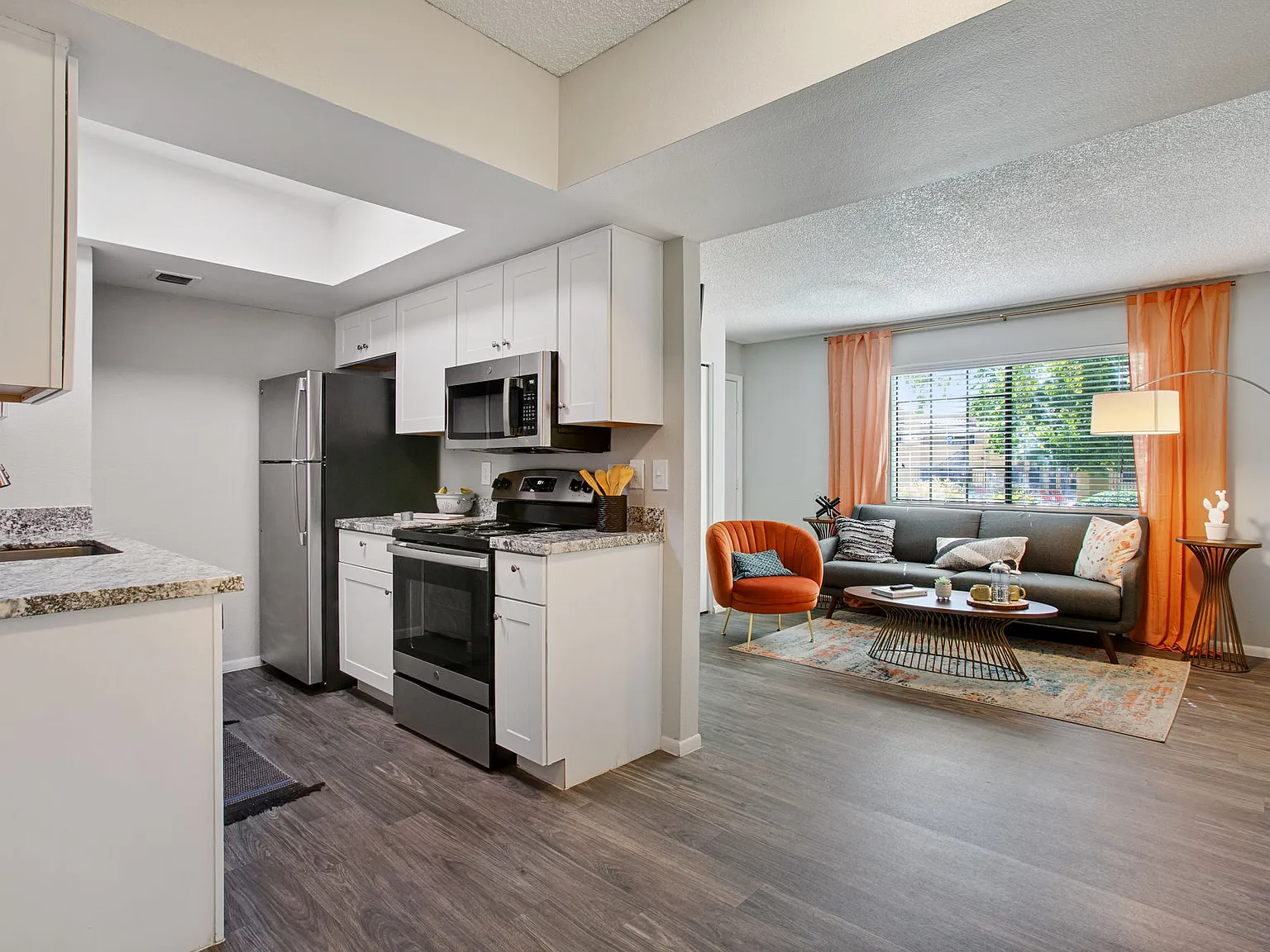 Alterra Apartments — Photo 2
