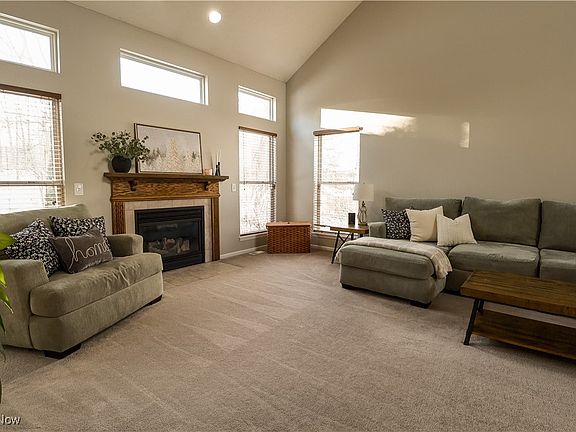 4th image of 679 Cornwallis Ct