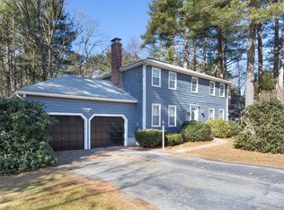 8 Evergreen Ln, Walpole, MA 02081