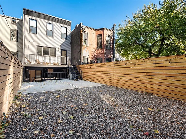 524 Herkimer St #1 — Photo 8