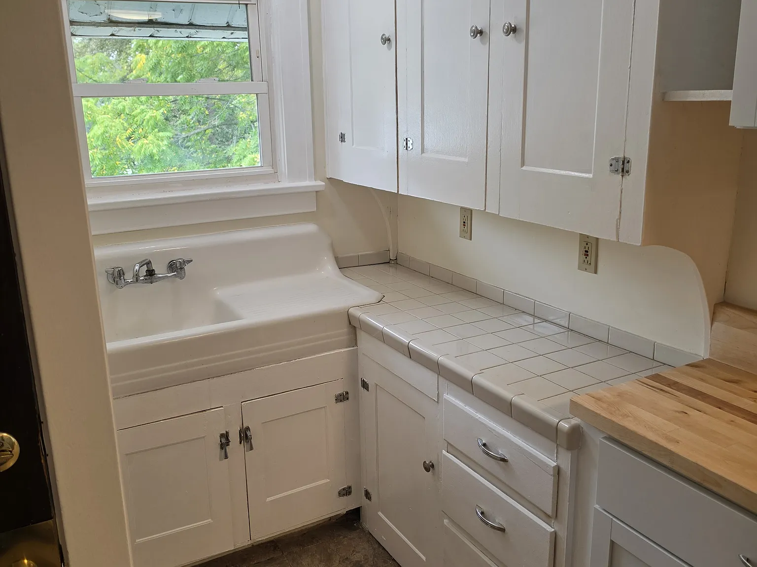 905 High St — Photo 2