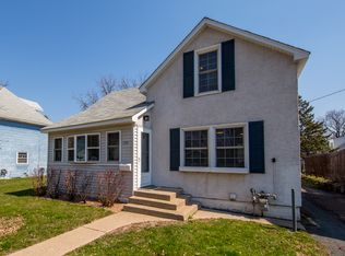 992 Oakdale Ave, West Saint Paul, MN 55118