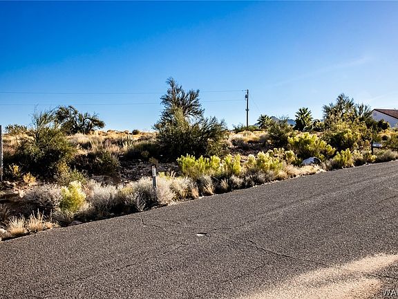 2nd image of 3715 Packsaddle Road
