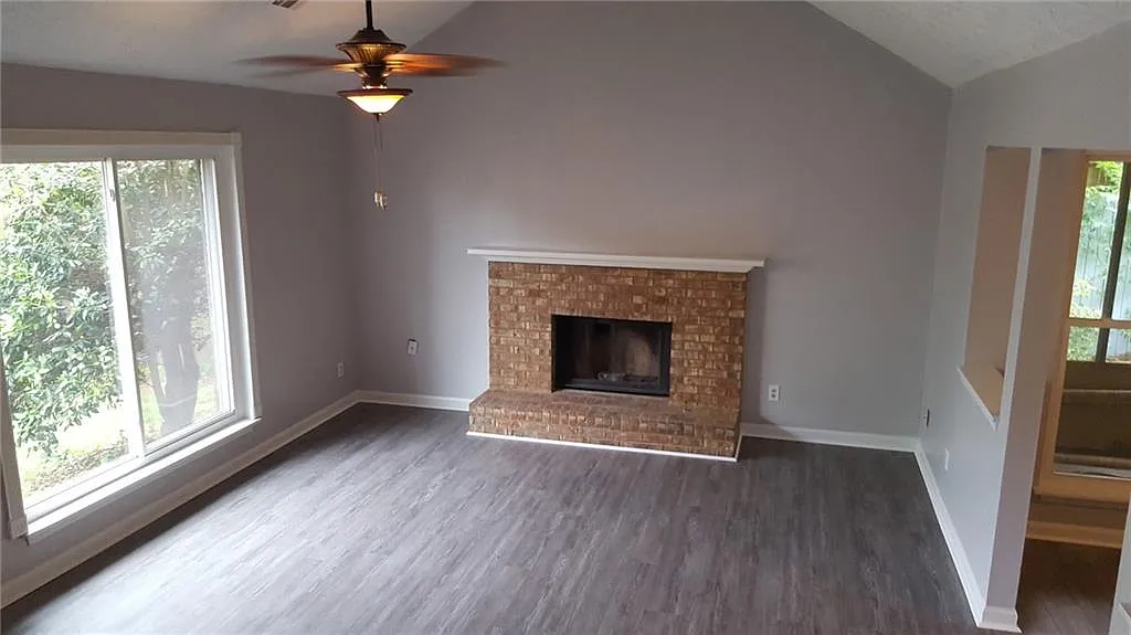 Building Photo - 1252 Minhinette Dr #1252