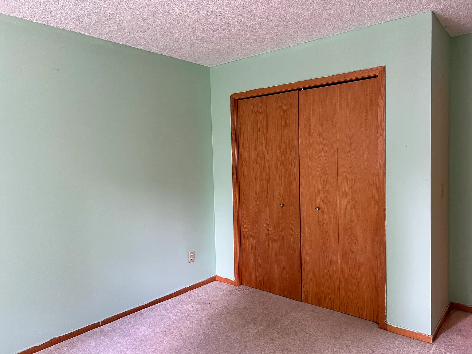 2 bed, 1200 sqft, $1,650 — Photo 4