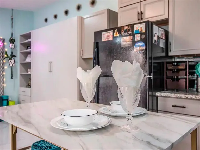 1245 Catalpa Dr #4 — Photo 9