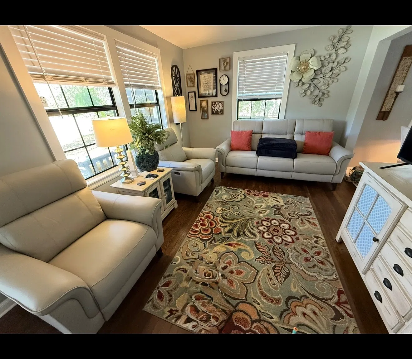 2 bed, 1000 sqft, $1,495 — Photo 4