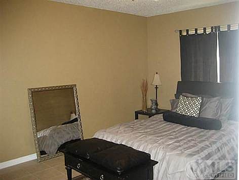 4th image of 709 King Ave