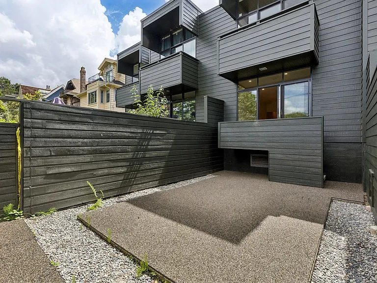 1010 Cypress St — Photo 22