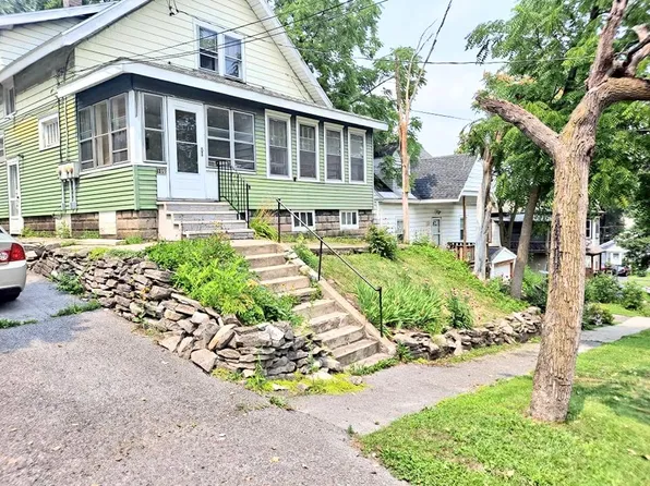 109 Carlisle St APT 2, Syracuse, NY 13208