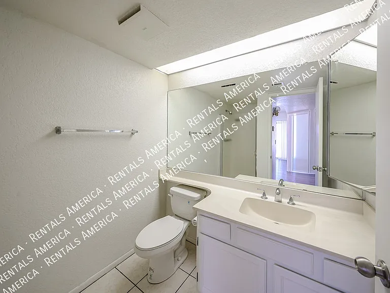 839 S Westwood St #290 — Photo 18
