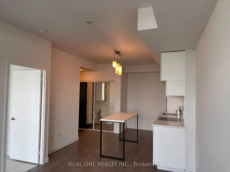 8 Eglinton Ave E #3907 — Photo 6