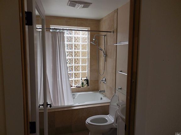 3rd image of 35561 Ocean View Way