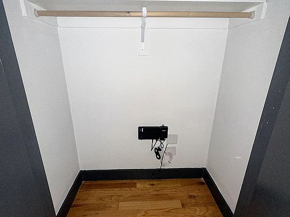 4th image of 568 Communipaw Ave #302D