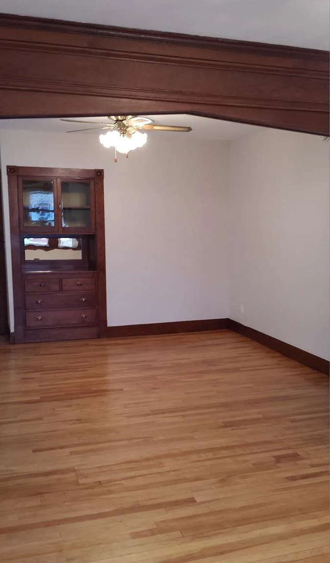 3 bed, 1200 sqft, $1,750 — Photo 2