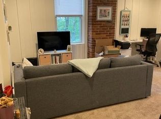 327 Stratford Ave APT 2R, Pittsburgh, PA 15232